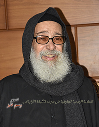 القمص بقطر